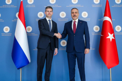 Bakan Fidan, Hollandalı mevkidaşı Berendsen ile bir araya geldi