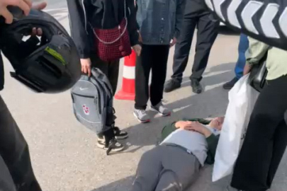 Bursa'da motosiklet ile bisiklet çarpıştı, 3 kişi yaralandı