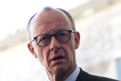 Merz: İsrail'in Lübnan'da yürüttüğü savaş barış sürecini başarısızlığa uğratabilir