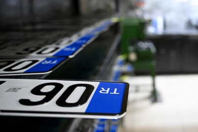 Plakalar için yeni karar Resmi Gazete'de: Ücretsiz değiştirilecek!