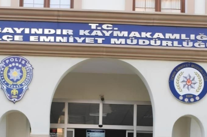 İzmir'de operasyona giden 3 polis bıçaklandı