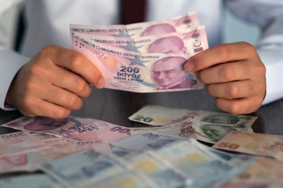 AK Parti hazırladı: Maaşları kesilecek! 3 ay alamayacaklar