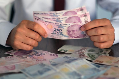 AK Parti hazırladı: Maaşları kesilecek! 3 ay alamayacaklar