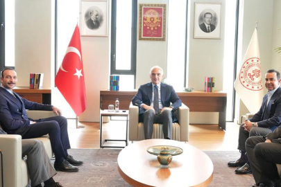 Kültür ve Turizm Bakanı ile oyuncu Görkem Sevindik bir araya geldi