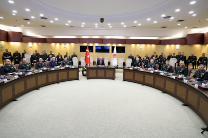 Milli Savunma Bakanı Güler, Değerlendirme Toplantısı'na katıldı