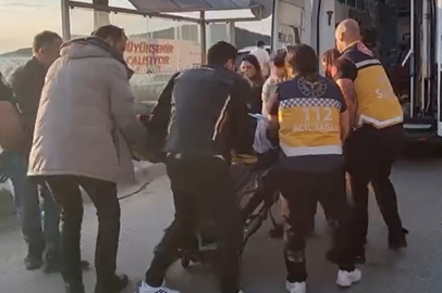 Aydın'da otomobille çarpışan motosiklet durağa daldı: 2 yaralı