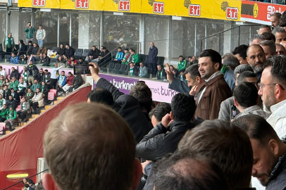 Bursaspor taraftarından Enes Çelik için 'büyük başkan' tezahüratı