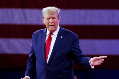 Trump: Hürmüz Boğazı'nı ablukaya alma süreci başlatılacak