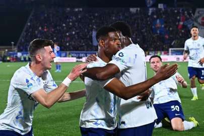 7 gollü maçta gülen Inter oldu