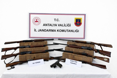 Antalya'da jandarmadan ruhsatsız silah operasyonu