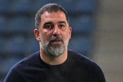 Arda Turan'ın maçında hava saldırısı alarmı!