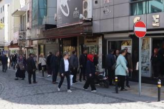 Denizli'de döviz bürosunda silahlı kavga; 1 yaralı