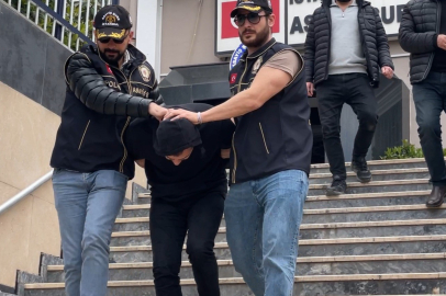 İstanbul Ümraniye’de park halindeki aracı silah zoruyla gasp eden şüpheli tutuklandı