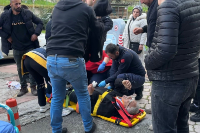 Samsun'da genç sürücünün direksiyon hakimiyetini kaybettiği araç kaldırıma çıktı: 1 yaralı