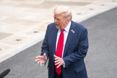 Trump: İran'ın nükleer silaha sahip olmasını sorun etmeyen Papa istemiyorum