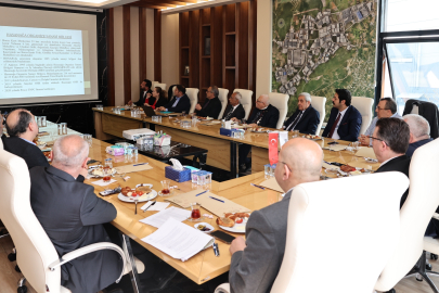 Bursa Nilüfer Belediye Başkanı Şadi Özdemir sanayicilerle buluştu