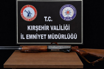 Kırşehir'de polis ruhsatsız silah ele geçirdi