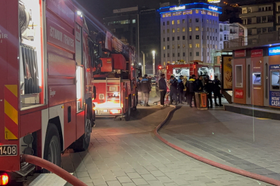 Taksim Metro İstasyonu’nunda yangın paniği