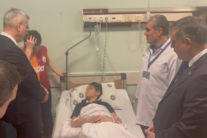 Bakanlar yaralı öğrencileri ziyaret etti