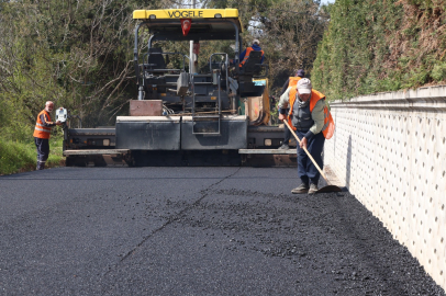 Bursa Osmangazi’de ulaşım konforu için yol seferberliği!