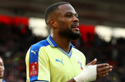 Cyle Larin Premier Lig yarışını ateşe verdi!