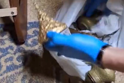 İzmir'de tarihi eser operasyonu: 203 eser ele geçirildi