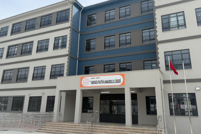 Mersin'de bir lise öğrencisi silahla yakalandı