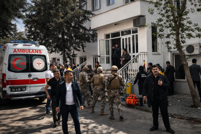 Okulda 4 kişiyi öldüren ortaokul öğrencisinin polis başmüfettişi olan babası gözaltına alındı