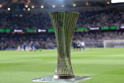 UEFA Konferans Ligi yarı finalistlerini bekliyor