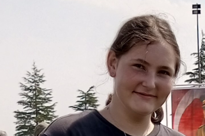 Zonguldak'ta menenjit şüphesiyle vefat eden 14 yaşındaki Çağla toprağa verildi