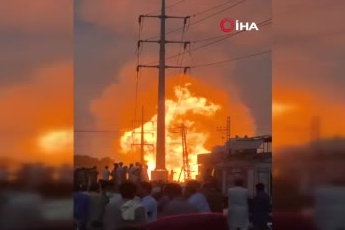 Pakistan’da gaz boru hattında patlama ve yangın: 8 ölü