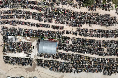 Yediemin otoparklarında araçlar çürüyor! Mezarlığa döndü...