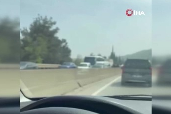 Bursa'da kontrolden çıkan otomobil takla attı!