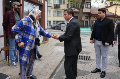 Bursa Osmangazi Belediye Başkanı Aydın'ın cuma durağı Muradiye Mahallesi oldu
