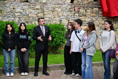 Bursa Yıldırım Belediye Başkanı Yılmaz gençlere fethi anlattı