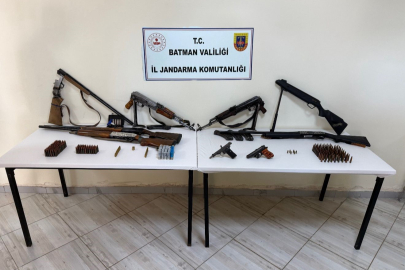 Batman Sason'da kaçak silahlar ele geçirildi, 2 kişi tutuklandı