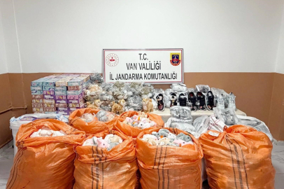 Van’da 4 milyon 100 bin lira değerinde gümrük kaçağı malzeme ele geçirildi