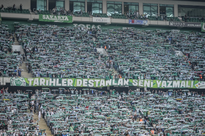 Bursa'da rekor katılım! Bursaspor tribünleri doldu taştı....