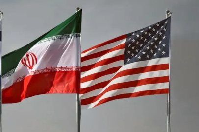 Görüşmeler&nbsp;rafa kalktı: Hürmüz Boğazı krizi yeniden tırmanıyor!