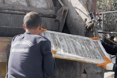 Kötü kokular ele verdi: Bir de insanlara yedireceklerdi!