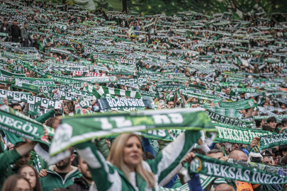 Şampiyon Bursaspor'a şampiyon taraftar!