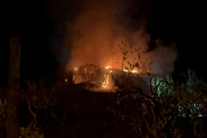 Tokat'ta bir ev, çıkan yangında kullanılamaz hale geldi