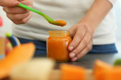 Anne babalar dikkat: Türkiye'de de satılıyor! Bebek mamasından çıktı...