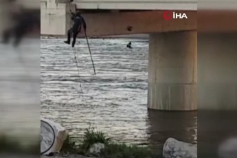 Bursa'da yürek burkan görüntü! Böyle kurtarıldı...