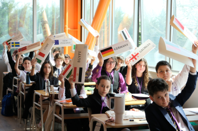 Bursa Şahinkaya JMUN Uluslararası katılımla gerçekleşti