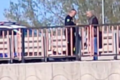 Eskişehir çevre yolunda intihar girişimi trafiği durma noktasına getirdi