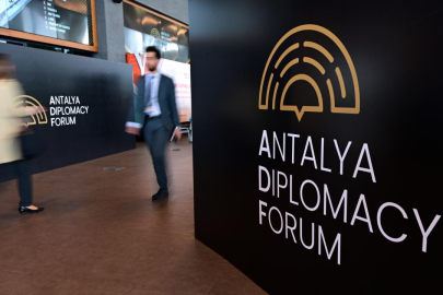 Gençler diplomasi deneyimi kazandıkları ADF'den mutlu ayrıldı