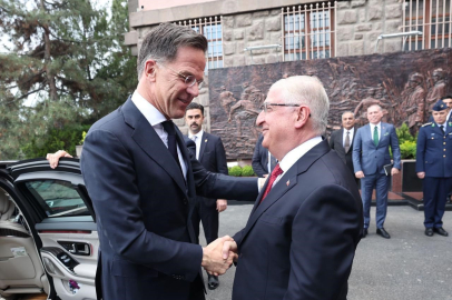 Bakan Güler, NATO Genel Sekreteri Rutte ile bir araya geldi