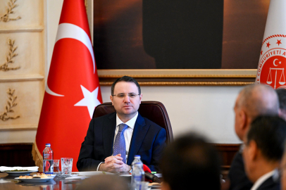 Bakan Gürlek: Faili meçhuller ve daha önce takipsizlik verilen tüm dosyalar tek tek inceleniyor