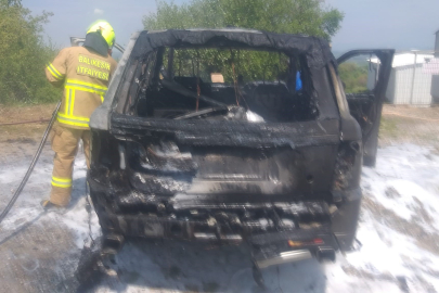 Balıkesir Gönen'de araç yangını paniğe neden oldu